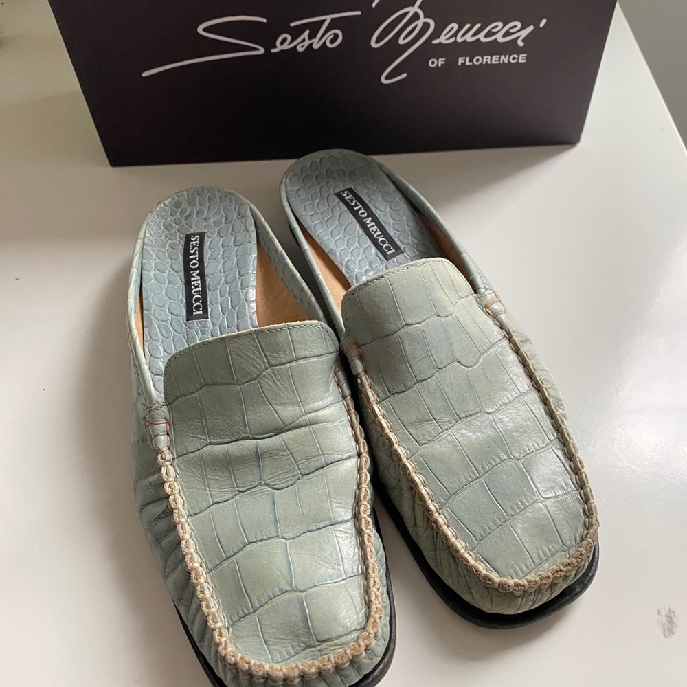 Light blue snake leather Mules - slip on!